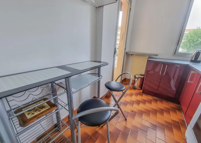 Apartment Les Tournesols Hyeres